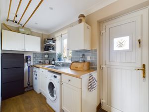 Utility room- click for photo gallery